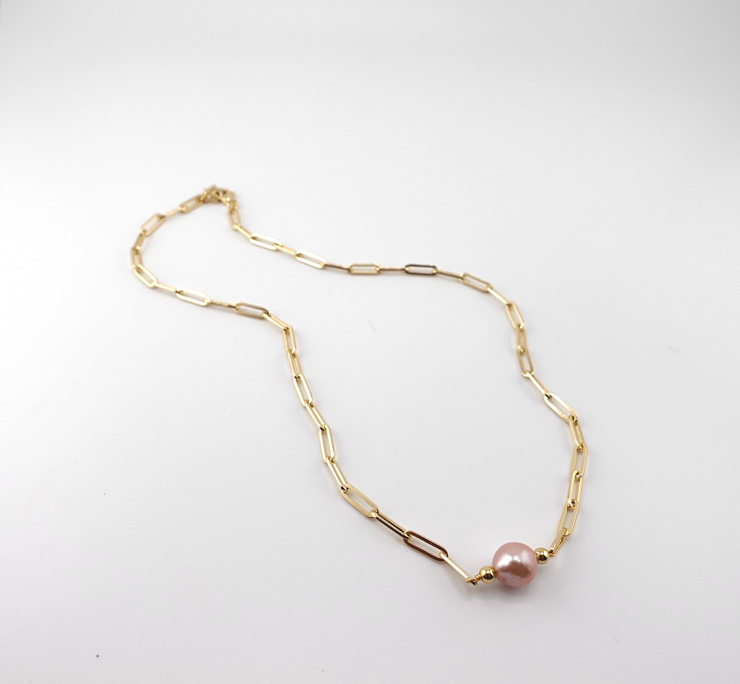 Large paper clip mauve pearl necklace