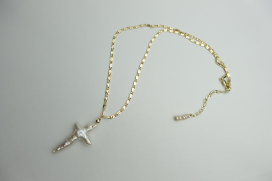 Pearl cross necklace (flat mirror chain)