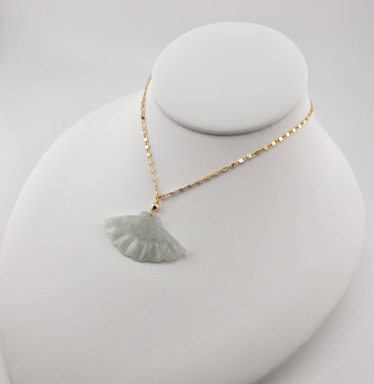 Jade fan necklace