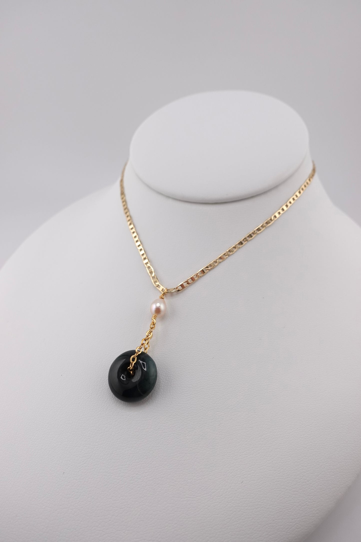 Drop jade pearl necklace