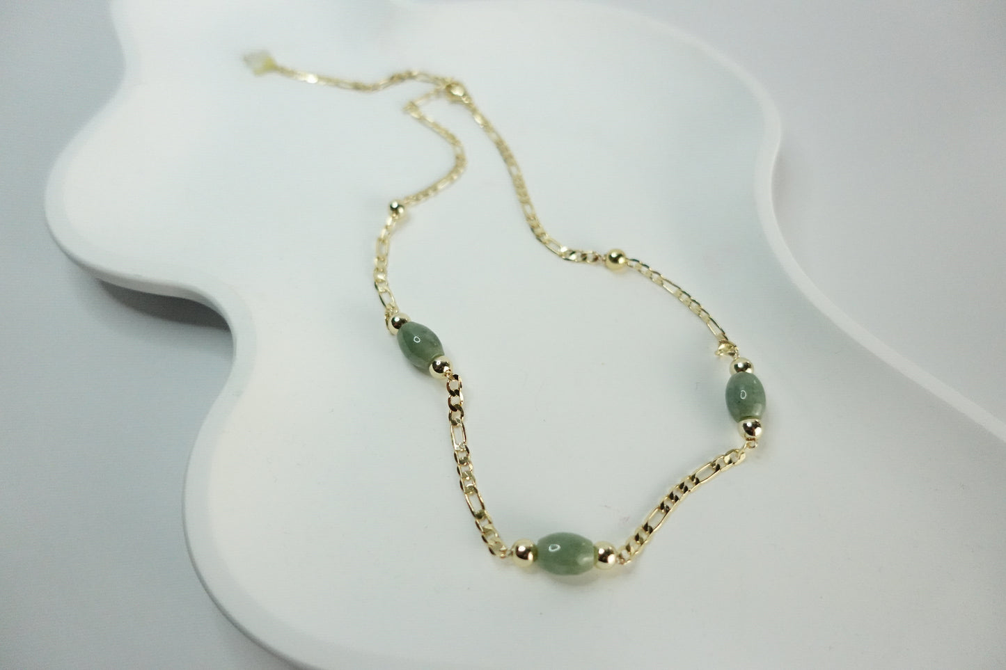Jade choker necklace
