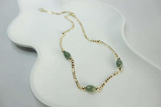 Jade choker necklace