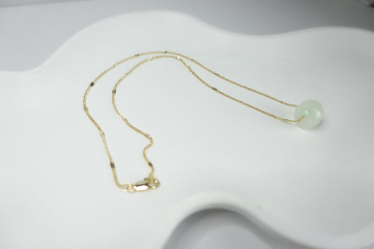 Barrel jade necklace