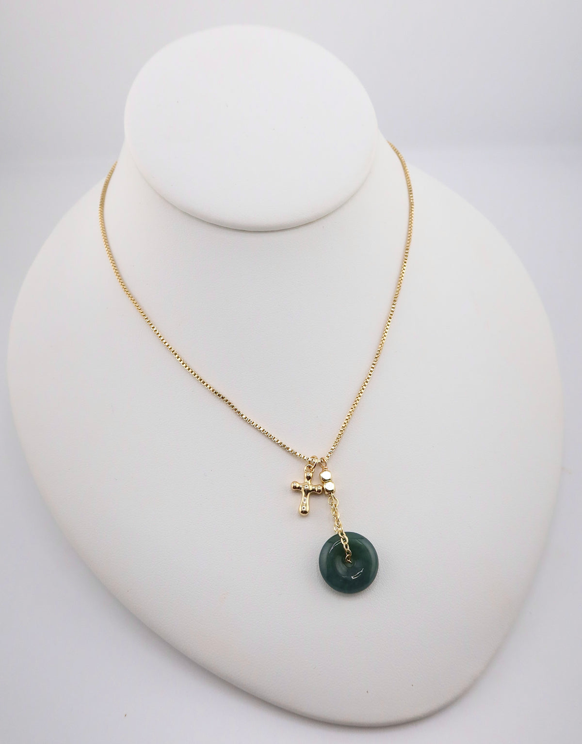 Jade dropped necklace