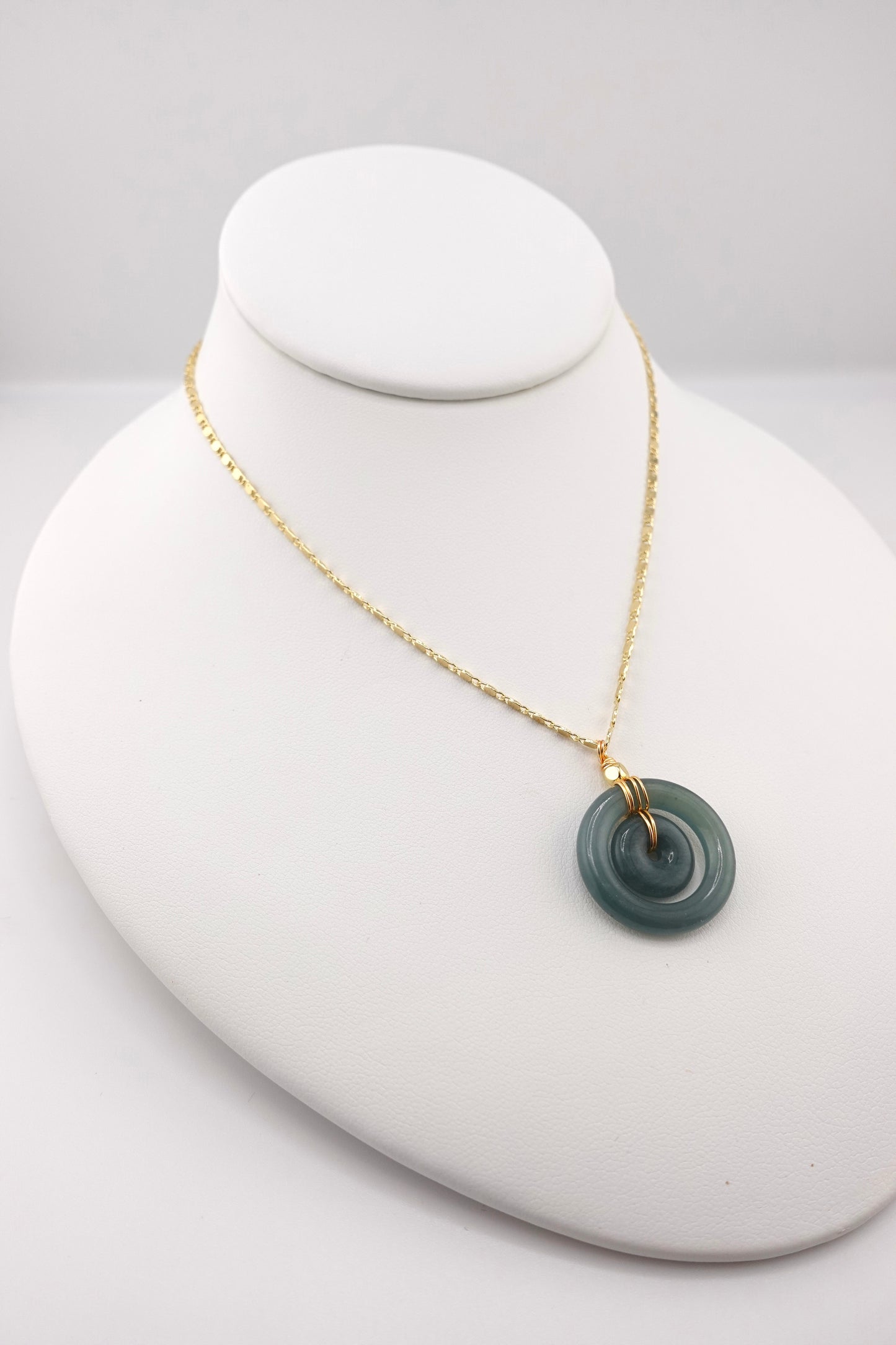 Double donut jade necklace
