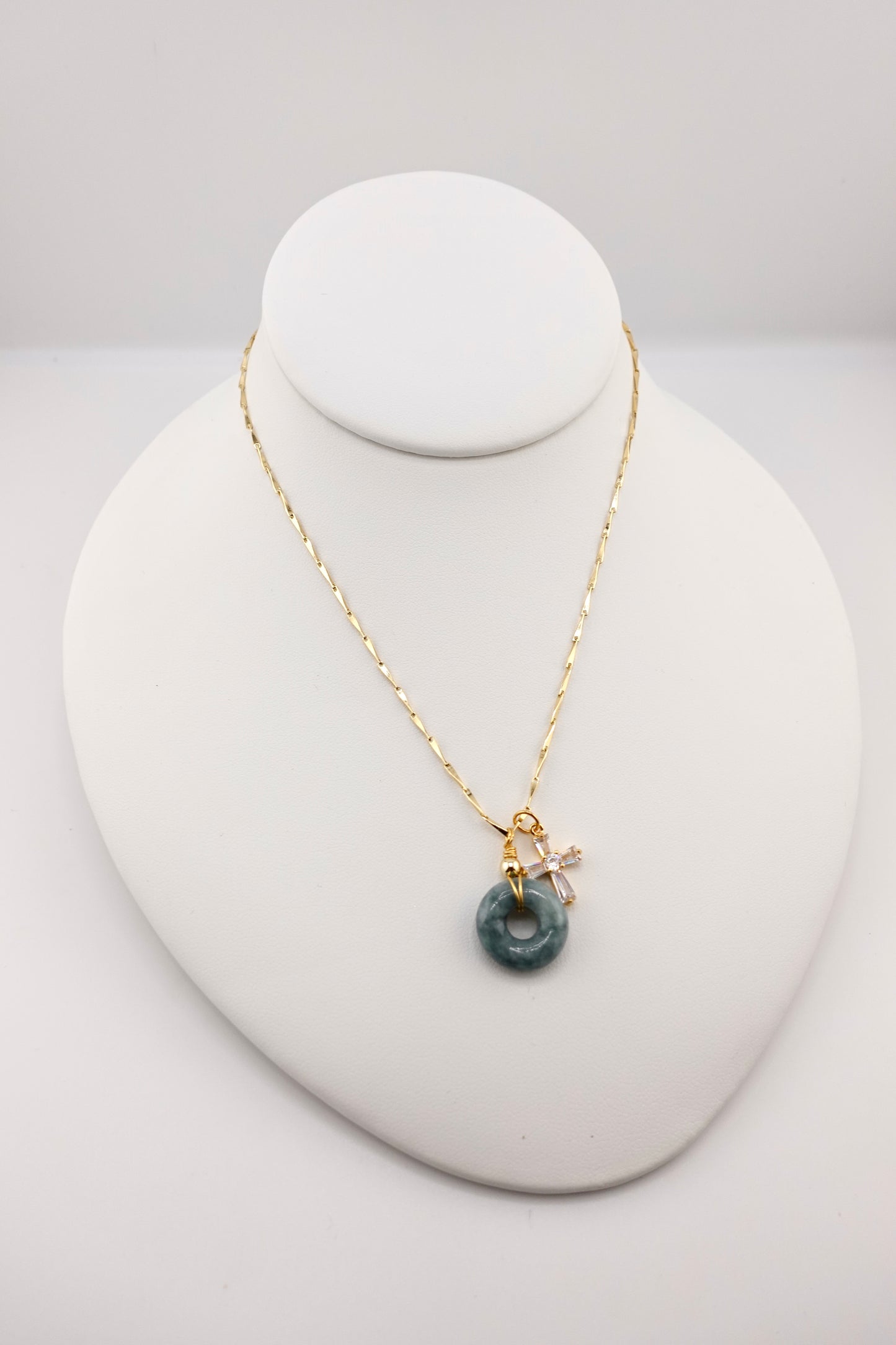 Jade donut charm necklace l
