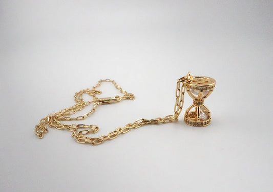 Hourglass stacker necklace