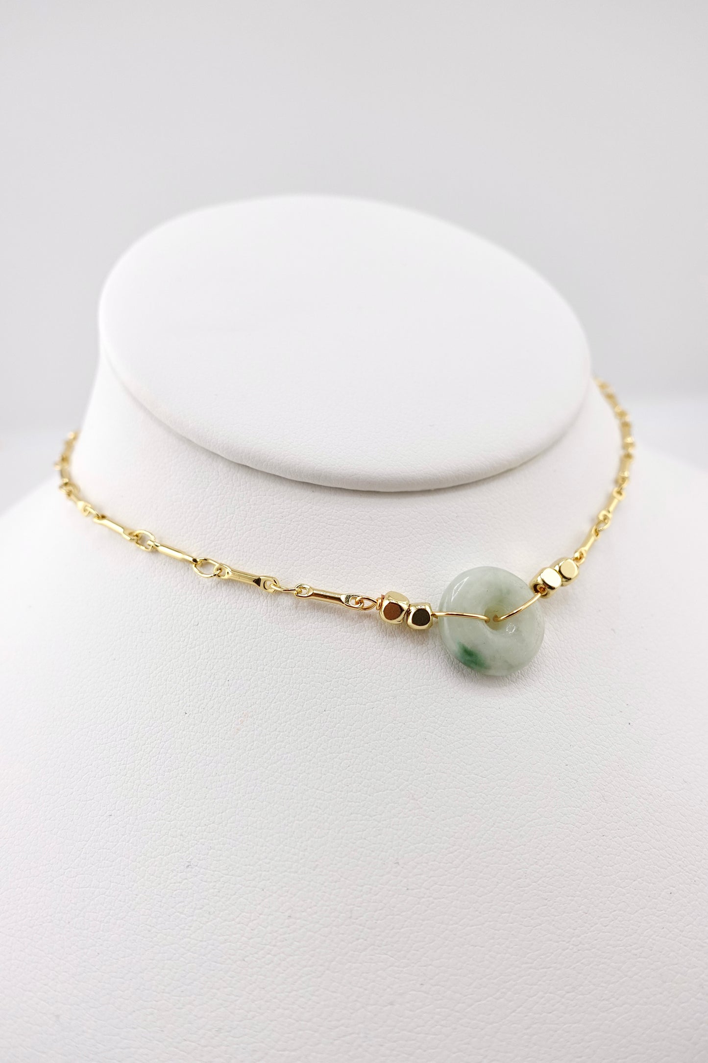 Channel choker