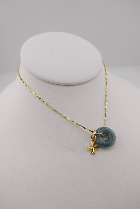 Charm jade donut necklace