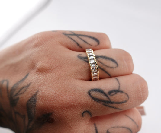 Baguette ring