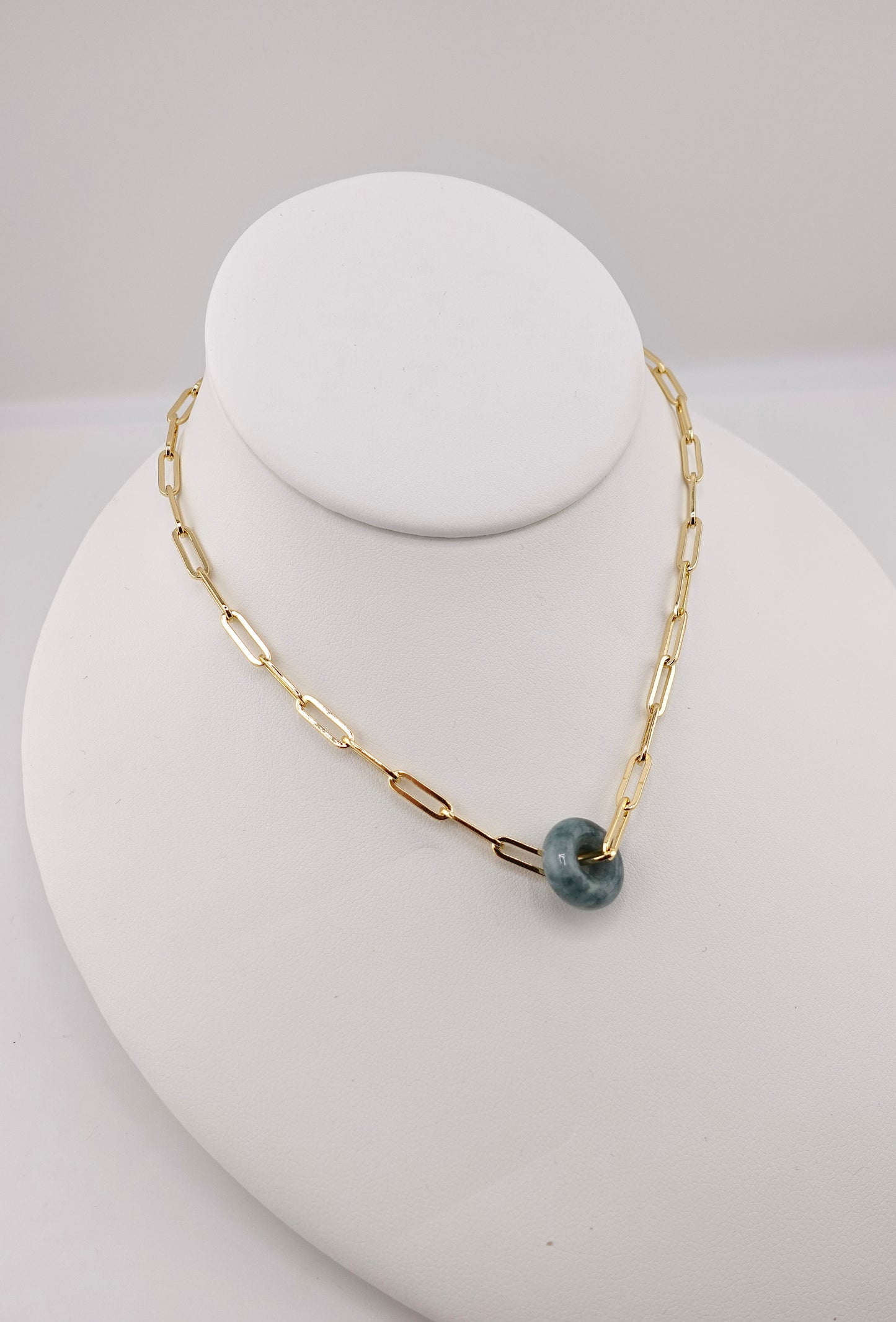 Paper clip jade donut necklace