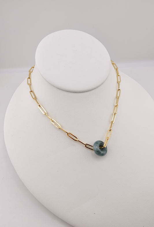 Paper clip jade donut necklace